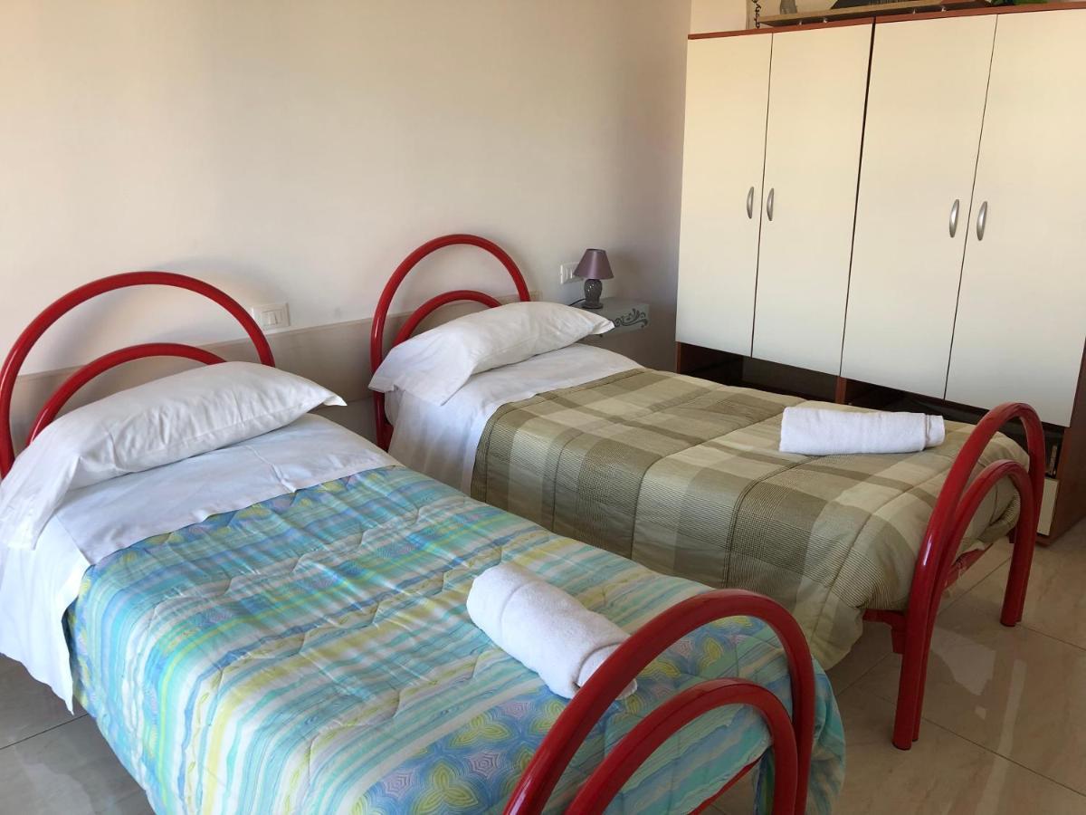 Apartament Attico Tacito Ventimiglia Zewnętrze zdjęcie